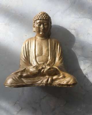 Золотой будда