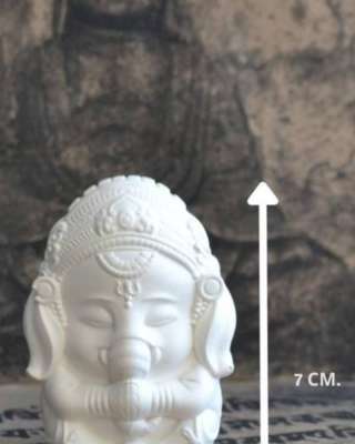 Малыш бог " Ганеш"