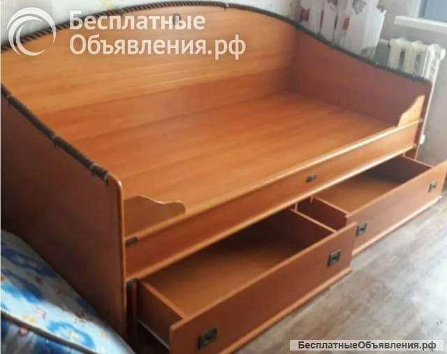 Кровать с 2мя ящиками + матрас 90×190