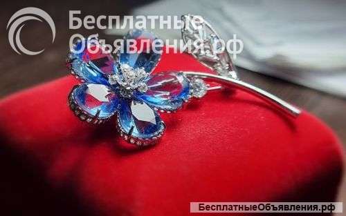 Серьги серебро браслет. Броши. Бижутерия