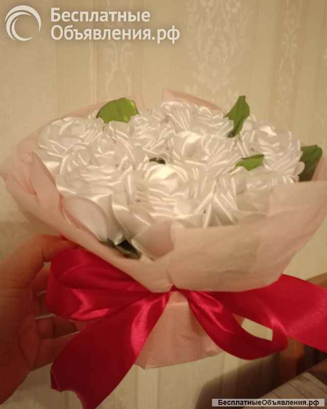 Букеты из атласных лент