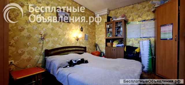 Благоустроенная часть дома - квартира в Дно с возможностью расширения или выкупа целиком