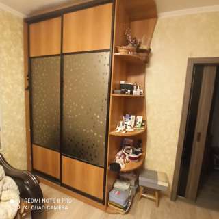 Шкаф-купе б/у продаю