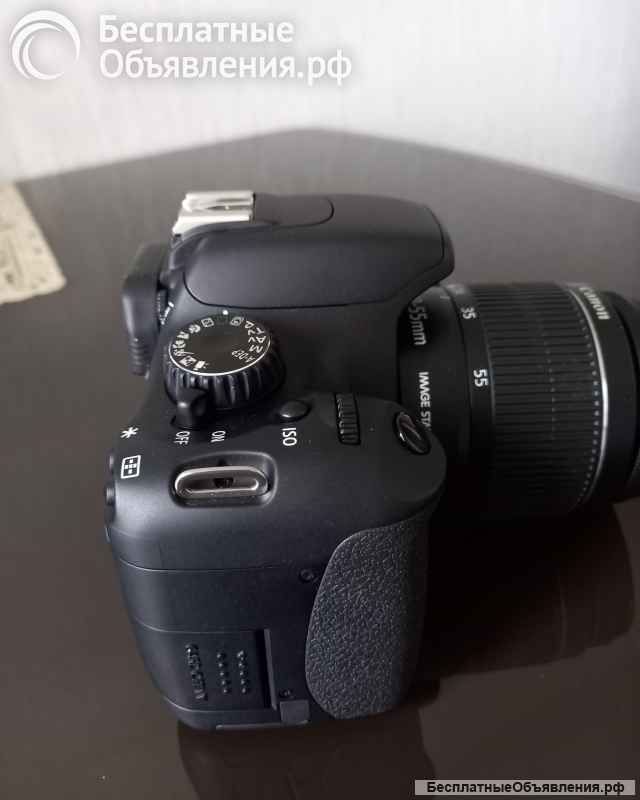 Цифровой зеркальный фотоаппарат