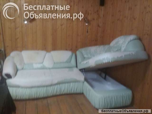 Диван угловой