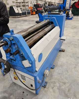 Вальцы трехвалковые