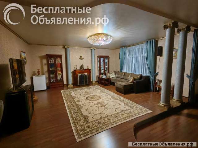 Шикарная трехкомнатная квартира 135 кв.м. с мебелью и ремонтом в р-не Гермес