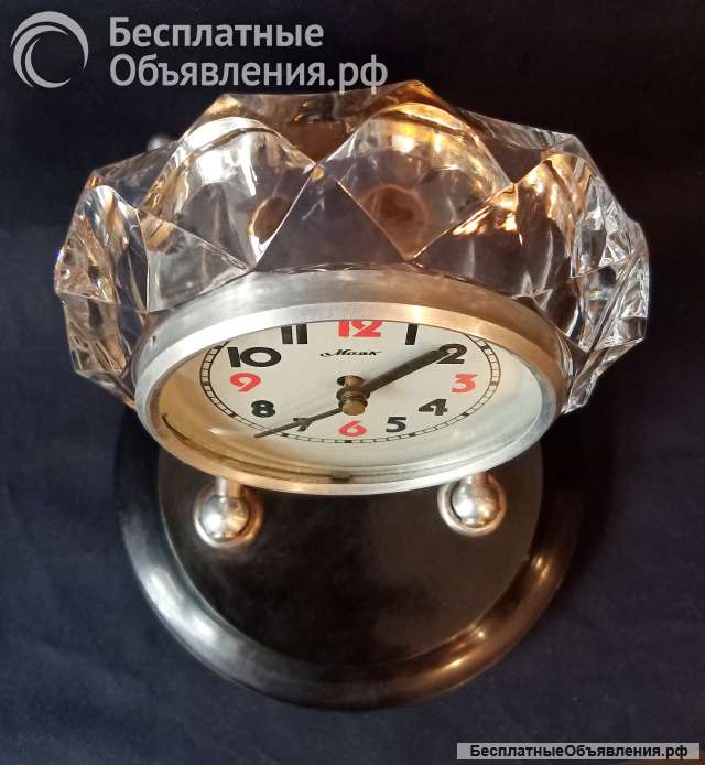 Часы настольные Маяк Кристалл