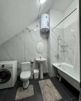 Сдаю помещение - 15 кв.м, Жибек-Жолу, 1-я линия, б/п