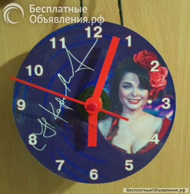 Часы настенные "Наташа Королёва"