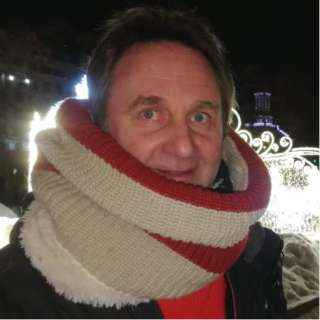 Куплю не дорогую ауди аппаратуру для деревни для клуба