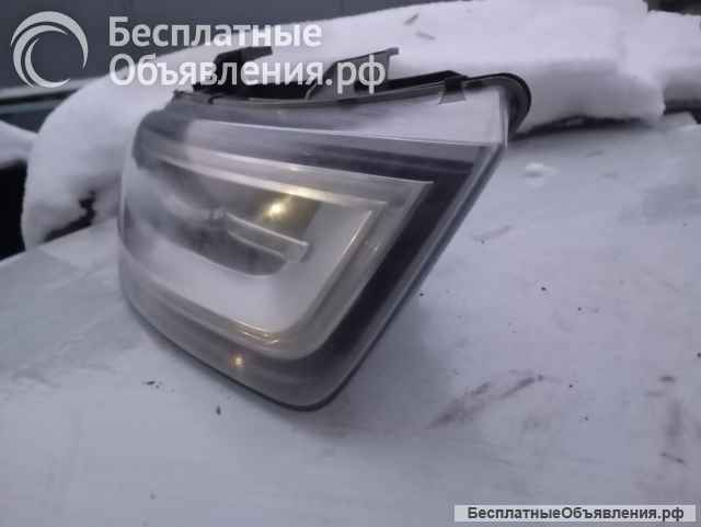 Audi Q3 (8U) Фара правая ксенон LED