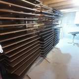 Обшивка каркаса лестницы деревом: ступени, балясины, ограждения кованные, деревянные