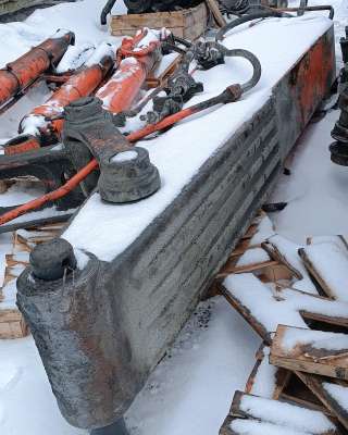 Гидроцилиндр ковша Hitachi 4653045