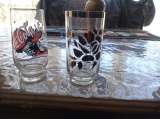 Стаканы разные