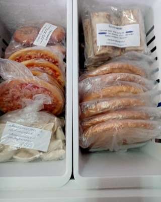 Готовая выпечка пирогов. блинчиков. вареников и готовых обедов