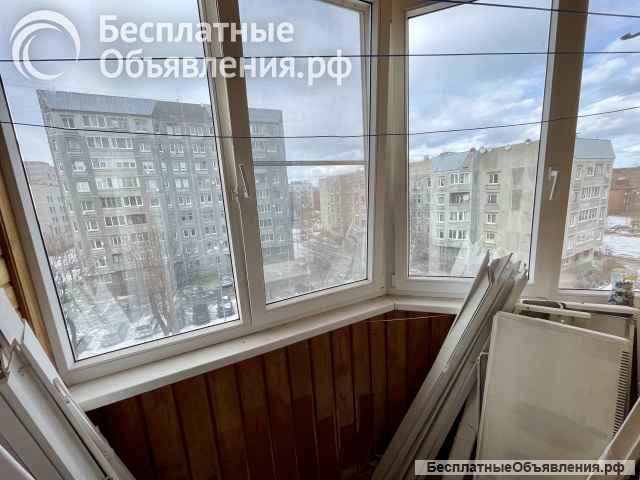 3-комн. кв. 80 кв. м, ул. Офицерская, 5/6 эт.