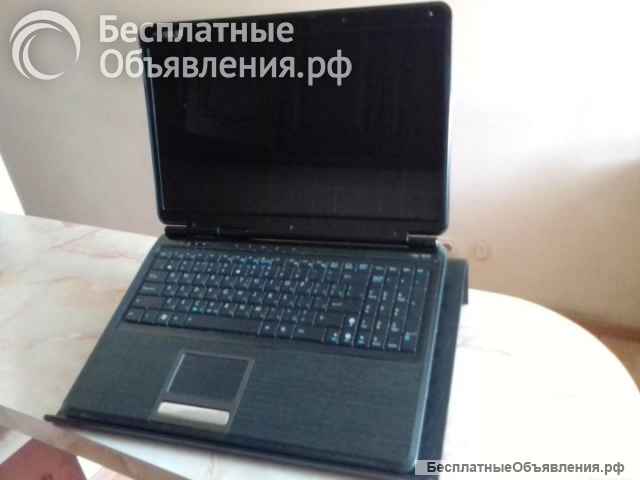 Ноутбук Asus N60D с подставкой