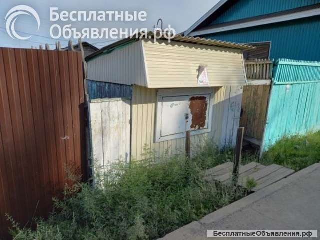 ЗУ и небольшое здание магазина