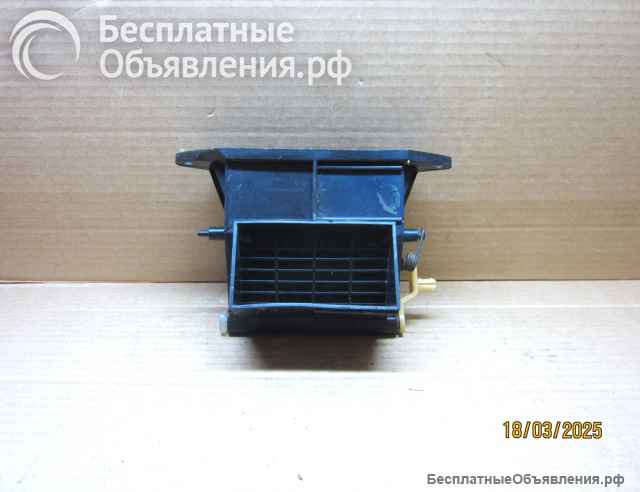 Вентиляционный канал капота - Toyota Hiace) 1982-1988 | YH50V, LHD