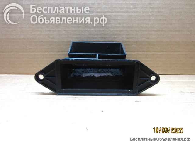 Вентиляционный канал капота - Toyota Hiace) 1982-1988 | YH50V, LHD