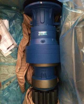 Редуктор Brevini RPR3067DCT 126 IEC Италия