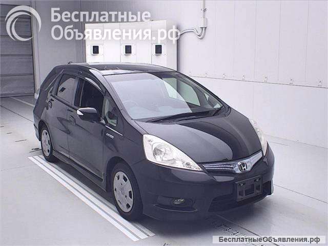 Универсал гибрид Honda Fit Shuttle кузов GP2 модификация Hybrid Smart Edition