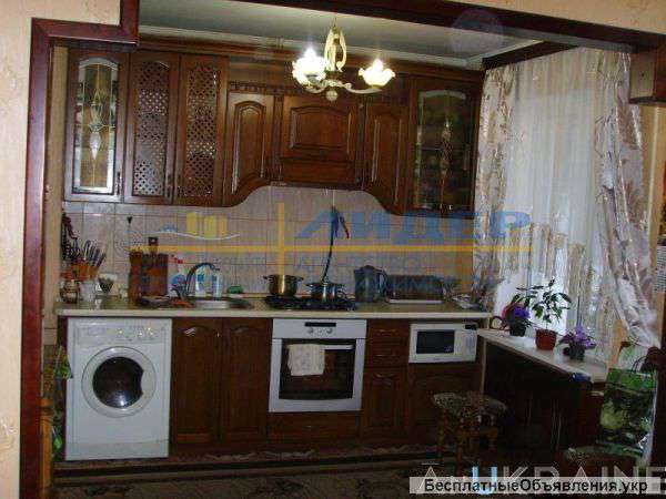 3 комнатную квартиру Бочарова/Сахарова