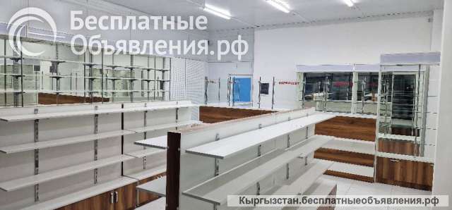 Готовый комплект новой мебели для аптеки или магазина косметики