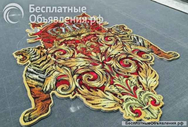 УФ-печать с лаком на фанере и оргстекле