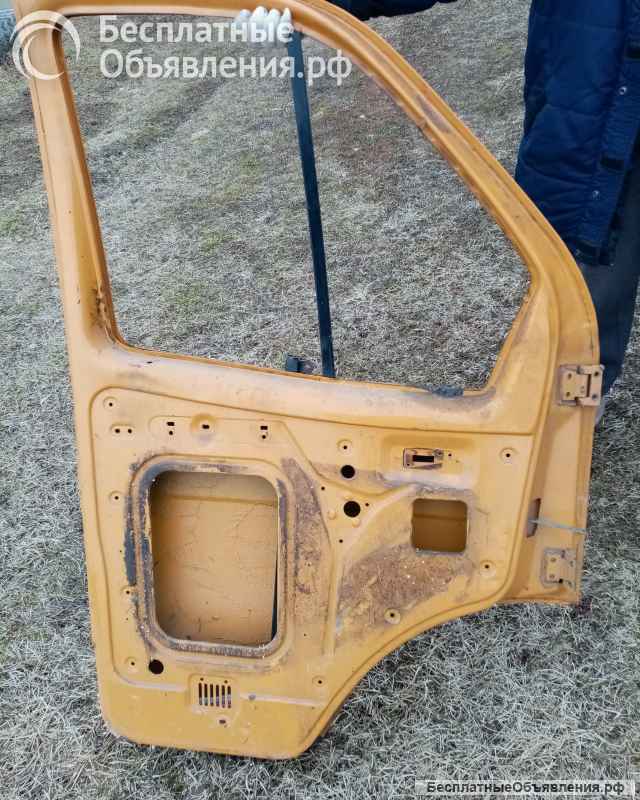 Две двери от газели не новые но свежие