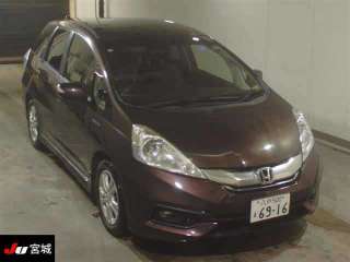 Универсал гибрид Honda Fit Shuttle Hybrid кузов GP2