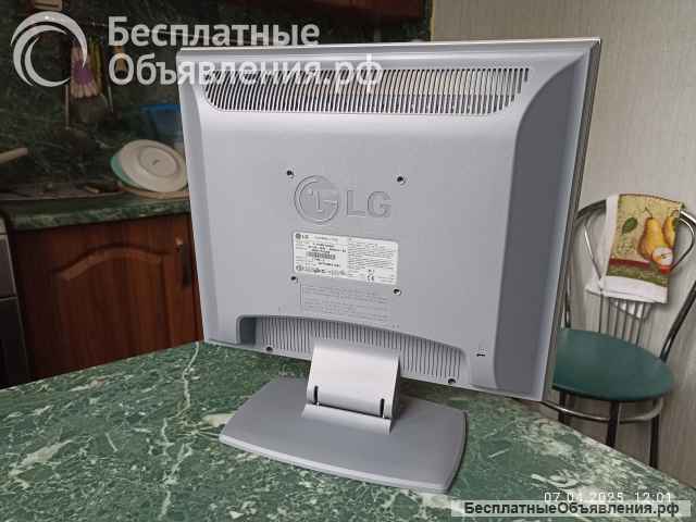 Монитор LG Flatron L1715S