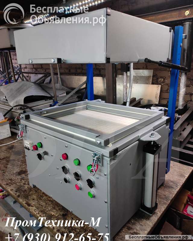 Вакуумно формовочный станок для коррекс упаковки