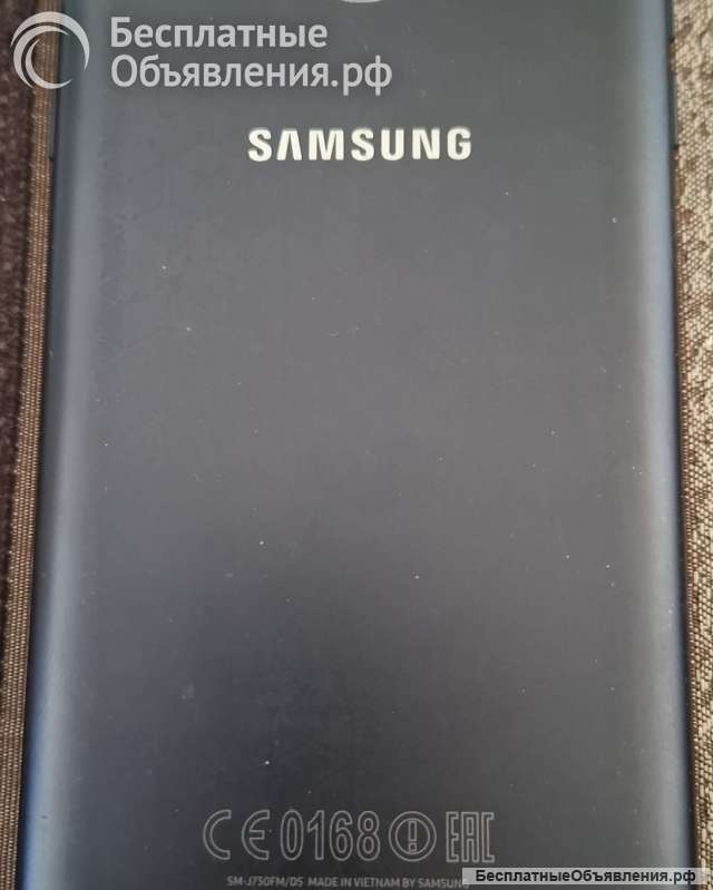 Телефон Samsung J7 2017 года