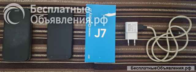 Телефон Samsung J7 2017 года