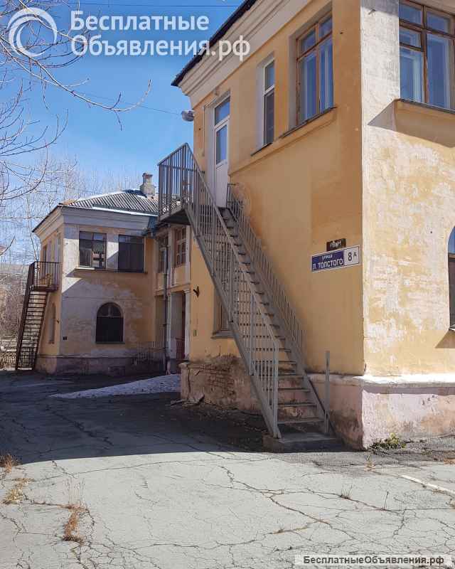 Двухэтажное здание 943 кв.м. целиком