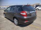 Универсал Honda Fit Shuttle кузов GG7 модификация 15X гв 2012