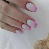 Маникюр. Педикюр