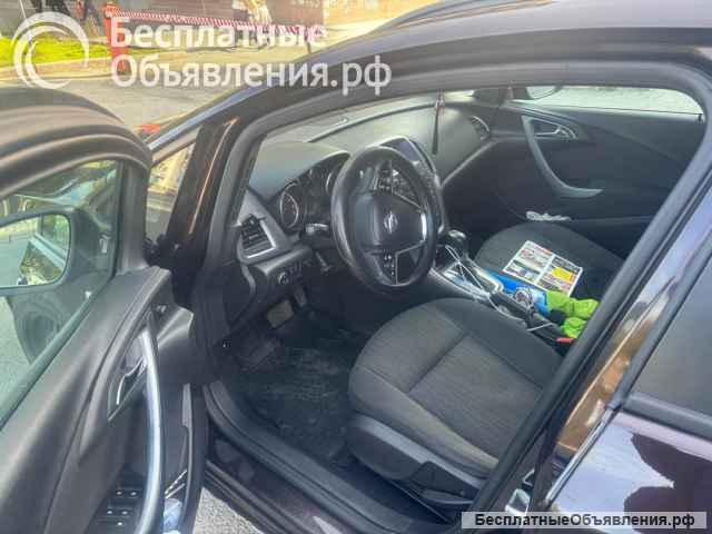 Опель астра j 2013 год 1.6 двс
