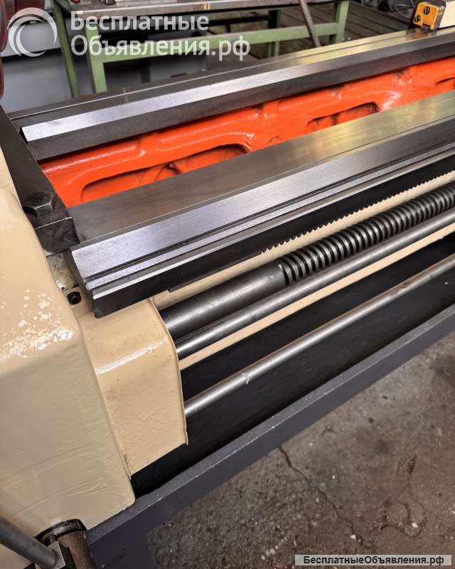 Токарно-винторезный станок 16к25