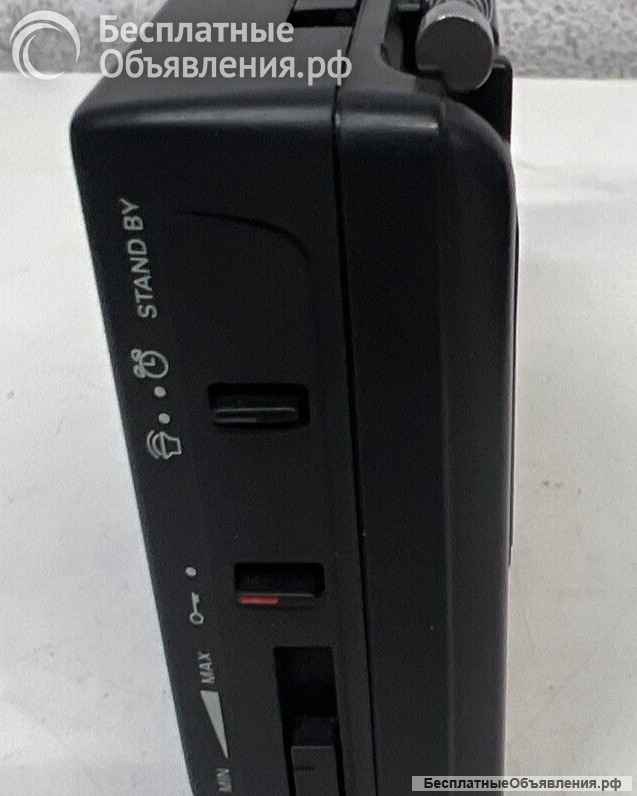 Синтезированный приемник SANGEAN ATS-303 (FM Stereo, MW, 13 SW)