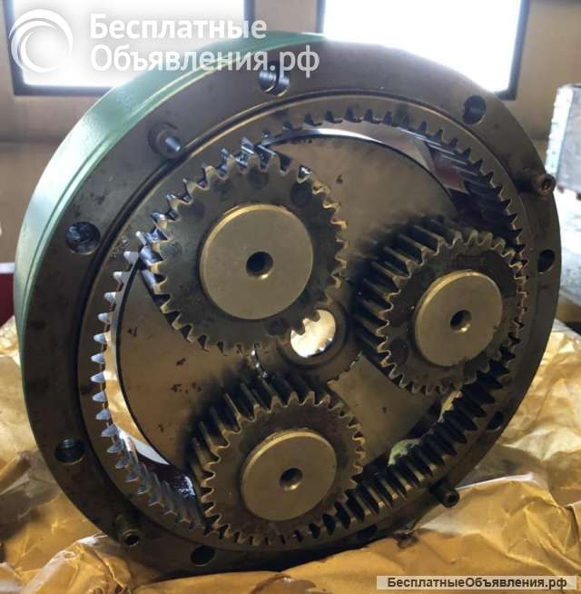 Редуктор поворота Brevini RPR3067DCT 126 IEC Италия