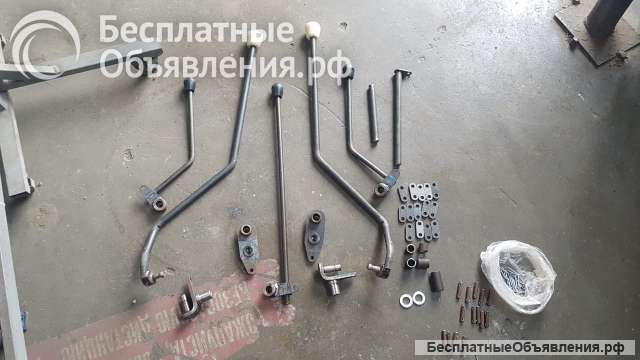 Рычаги управления гидрораспределителями Р-200 и Р-150 для ЭО-2621В-3 ЮМЗ