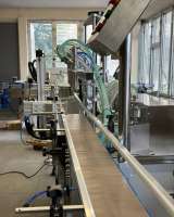 Аппарат для розлива в стеклянные бутылки