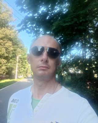 Женатый мужчина ищет женщину для встреч