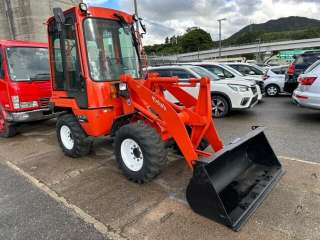 Фронтальный погрузчик Kubota R430D