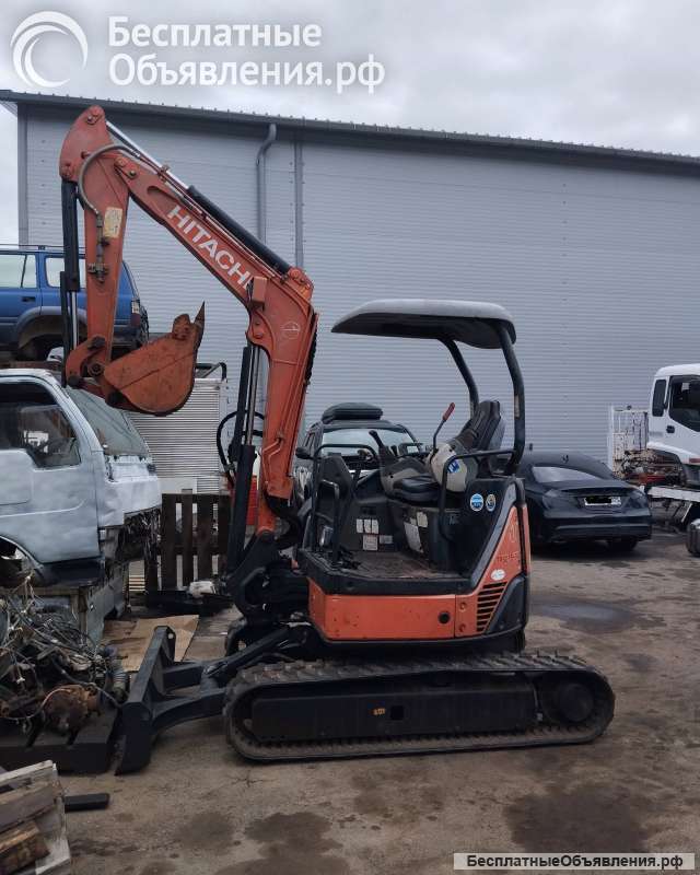 Гусеничный мини-экскаватор HITACHI ZX30U-3