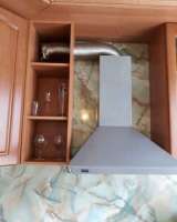 Хорошая, солнечная студия