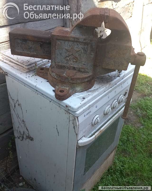 Тиски слесарные большие, поворотные